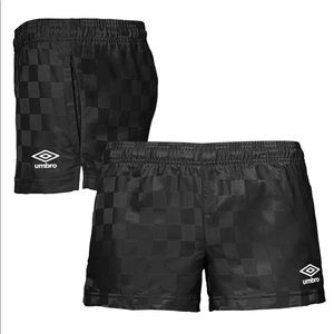 Umbro Women’s Checkerboard Shorts, Black / X-Large